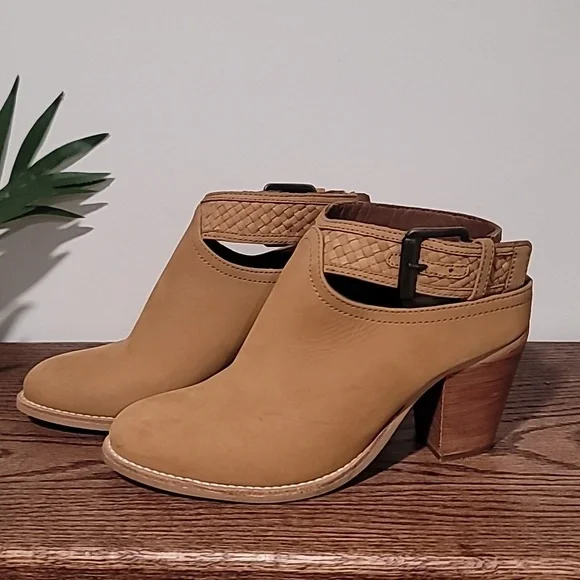 💥CREVO Eva Leather Tan Ankle Boot Block Heel Shooties🍹 Womens Size 8 - Picture 2 of 9